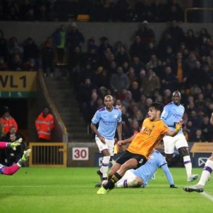  埃弗顿防守漏洞百出遭曼城五球血洗创耻辱纪录