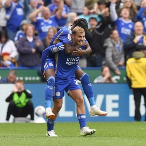  莱斯特城中卫头槌制胜球助球队艰难取胜副班长